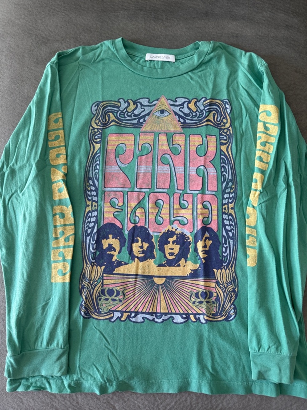 Daydreamer Vintage Pink Floyd Graphic Long Sleeve Tee - M